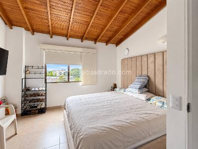 Apartamento de 3 alcobas en venta en Laureles, Medellín, 150 m² · foto 10 de 10