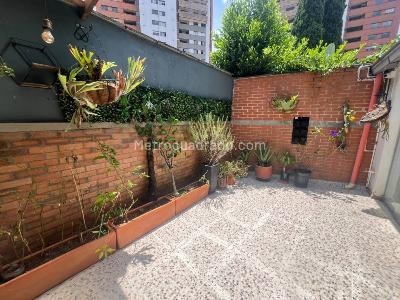 Casa de 3 alcobas en venta en El Tesoro, Medellín, 320 m² · foto 17 de 18