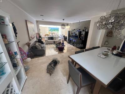 Casa de 3 alcobas en venta en El Tesoro, Medellín, 320 m² · foto 4 de 18
