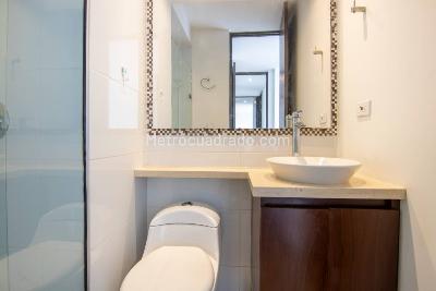 Apartamento de 3 alcobas en arriendo en Loma De Los Parra, Medellín, 135 m² · foto 15 de 15