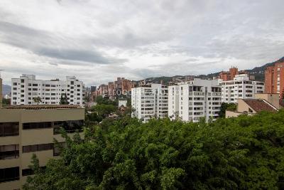 Apartamento de 1 alcoba en venta en La Tomatera, Medellín, 49 m² · foto 11 de 11