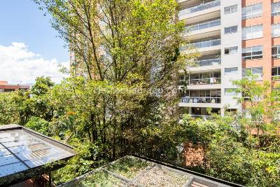 Casa de 3 alcobas en venta en El Tesoro, Medellín, 302 m² · foto 15 de 20