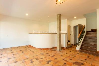 Casa de 3 alcobas en venta en El Tesoro, Medellín, 302 m² · foto 19 de 20