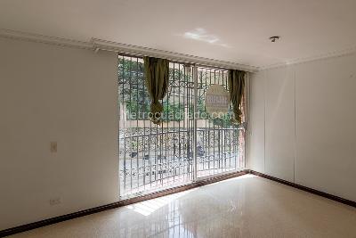 Apartamento de 2 alcobas en arriendo en Astorga, Medellín, 95 m² · foto 2 de 15