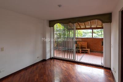 Apartamento de 2 alcobas en arriendo en Astorga, Medellín, 95 m² · foto 11 de 15