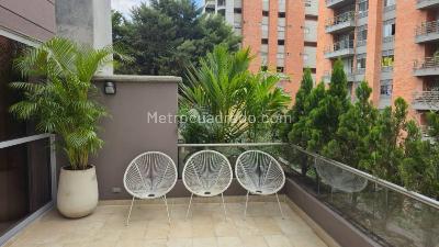 Apartamento de 3 alcobas en arriendo en Lalinde, Medellín, 155 m² · foto 8 de 16