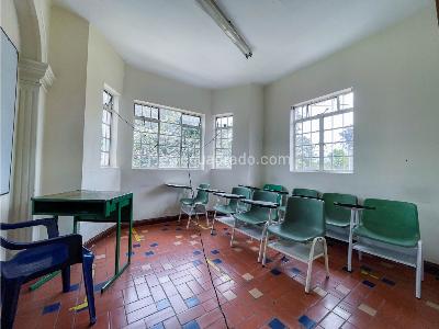 Casa en venta en Quinta Camacho, Bogotá · foto 8 de 18