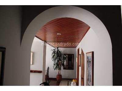 Apartamento de 3 alcobas en venta en Bella Suiza, Bogotá, 146 m² · foto 8 de 11