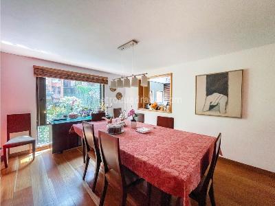 Apartamento de 3 alcobas en venta en Los Rosales, Bogotá, 230 m² · foto 9 de 20