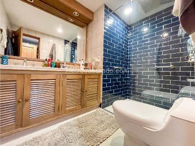 Apartamento de 3 alcobas en venta en Los Rosales, Bogotá, 230 m² · foto 14 de 20