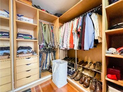 Apartamento de 3 alcobas en venta en Los Rosales, Bogotá, 230 m² · foto 18 de 20