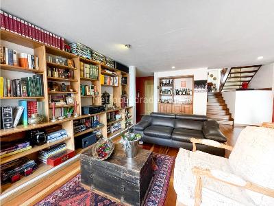 Apartamento de 3 alcobas en venta en Los Rosales, Bogotá, 230 m² · foto 19 de 20