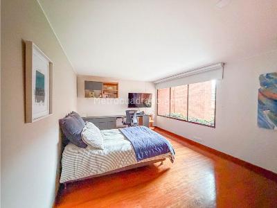 Apartamento en venta en Santa Paula, Bogotá · foto 8 de 18