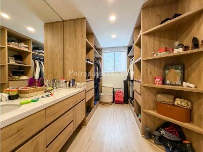 Apartamento en venta en Virrey, Bogotá · foto 10 de 17