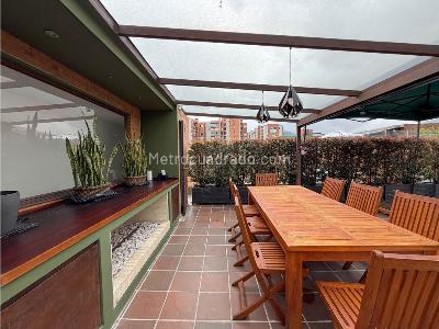 Apartamento de 2 alcobas en venta en Calleja Alta, Bogotá, 93 m² · foto 15 de 18