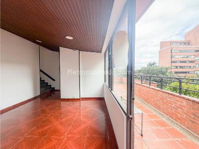 Apartamento en venta en Quinta Camacho, Bogotá · foto 6 de 17