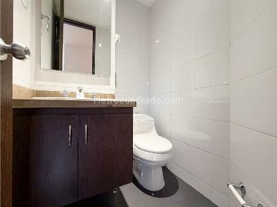 Apartamento de 2 alcobas en venta en Santa Barbara, Bogotá, 40 m² · foto 8 de 10
