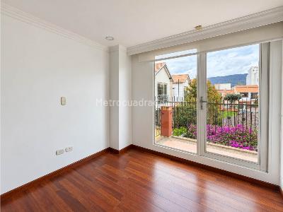 Casa de 3 alcobas en arriendo en Variante Chia Cota, Chía, 239 m² · foto 9 de 14