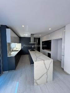 Casa de 5 alcobas en venta en Altos De La Carolina, Ibagué, 287 m² · foto 5 de 20