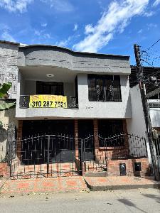 Casa de 4 alcobas en venta en Limonar, Ibagué, 200 m² · foto 2 de 18