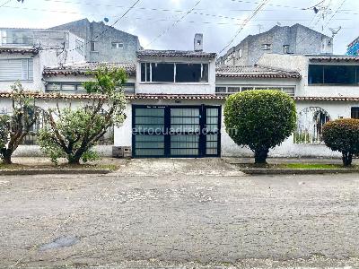 Casa de 4 alcobas en venta en El Polo, Bogotá, 189 m² · foto 19 de 20