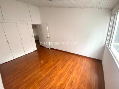 Casa de 4 alcobas en venta en El Polo, Bogotá, 189 m² · foto 13 de 20