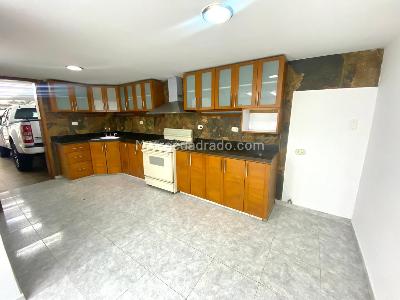 Casa de 4 alcobas en venta en El Polo, Bogotá, 189 m² · foto 9 de 20