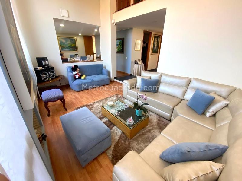 Casa – Bogotá D.C., Camino de Arrayanes, Localidad Suba - Más