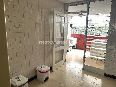 Apartamento en venta en La Arboleda, Cali · foto 9 de 18
