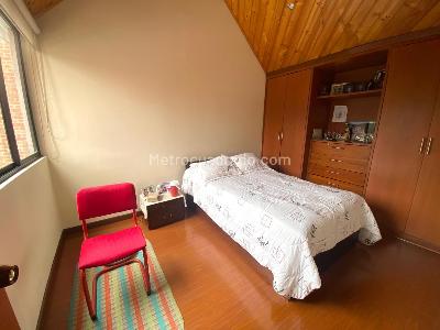 Casa de 4 alcobas en venta en Las Villas, Bogotá, 305 m² · foto 10 de 20