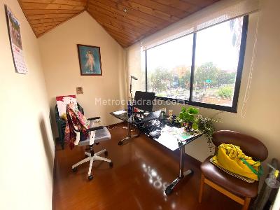 Casa de 4 alcobas en venta en Las Villas, Bogotá, 305 m² · foto 15 de 20