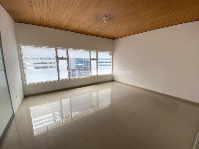 Casa de 3 alcobas en venta en Puente Largo, Bogotá, 427 m² · foto 3 de 20
