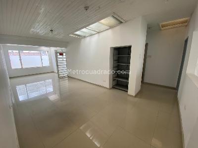Casa de 3 alcobas en venta en Puente Largo, Bogotá, 427 m² · foto 7 de 20