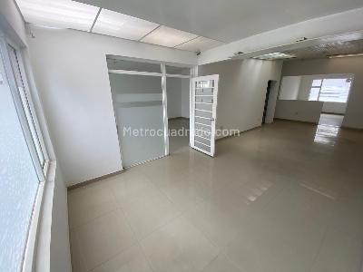 Casa de 3 alcobas en venta en Puente Largo, Bogotá, 427 m² · foto 8 de 20