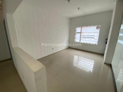 Casa de 3 alcobas en venta en Puente Largo, Bogotá, 427 m² · foto 9 de 20