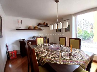 Apartamento de 3 alcobas en venta en Chico Norte, Bogotá, 140 m² · foto 8 de 12