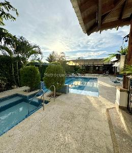 Casa de 5 alcobas en arriendo en Vereda Apiay, Villavicencio, 1000 m² · foto 8 de 17