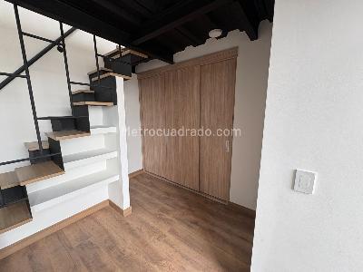 Apartaestudio en venta en La Castellana, Bogotá, 27 m² · foto 8 de 20