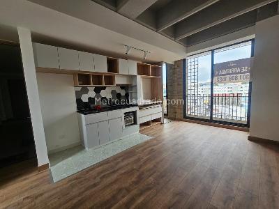 Apartaestudio en venta en La Castellana, Bogotá, 26 m² · foto 4 de 17