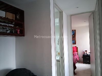 Apartamento de 2 alcobas en venta en Hayuelos Fontibon, Bogotá, 55 m² · foto 10 de 14