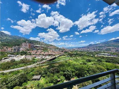 Apartamento de 3 alcobas en venta en Niquia, Bello, 73 m² · foto 3 de 18