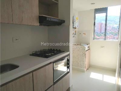 Apartamento de 3 alcobas en venta en Niquia, Bello, 73 m² · foto 4 de 18