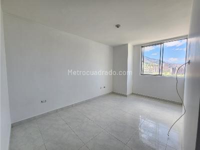 Apartamento de 3 alcobas en venta en Niquia, Bello, 70 m² · foto 13 de 20