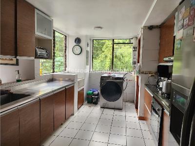 Apartamento de 3 alcobas en venta en El Poblado, Medellín, 278 m² · foto 2 de 20