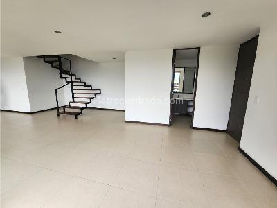Apartamento en venta en Altos Del Poblado, Medellín · foto 3 de 20