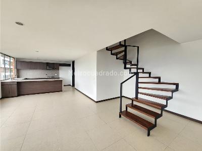 Apartamento en venta en Altos Del Poblado, Medellín · foto 6 de 20