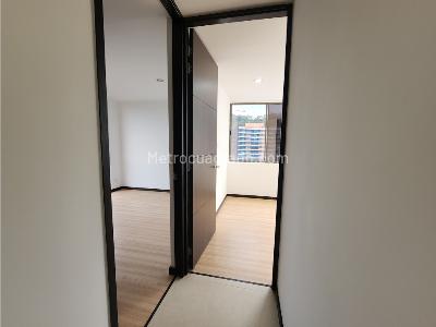 Apartamento en venta en Altos Del Poblado, Medellín · foto 13 de 20