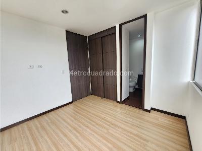 Apartamento en venta en Altos Del Poblado, Medellín · foto 14 de 20