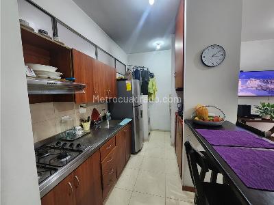 Apartamento en venta en Castropol, Medellín · foto 2 de 19