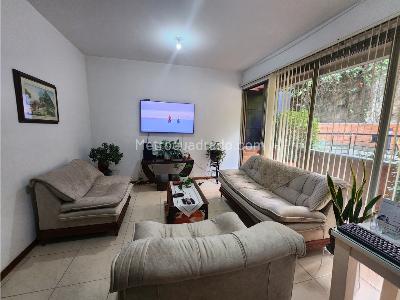 Apartamento en venta en Castropol, Medellín · foto 8 de 19